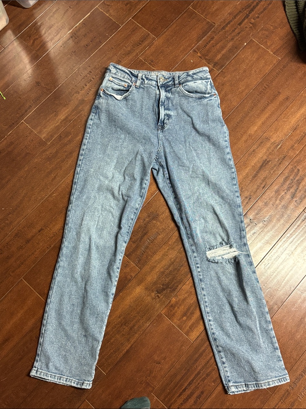 Rewash Light Blue Straight Leg Jeans with Knee Rip